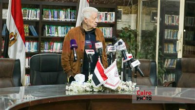 مرتضى منصور عن كهربا: هل يُمكن أن يلعب لاعب هارب ثم يشتم ويسب الزمالك؟