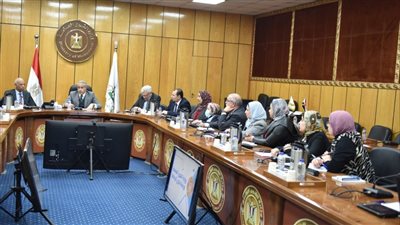 وزير القوى العاملة يوجه بسرعة إعداد رؤية متكاملة لدمج ذوي الهمم في سوق العمل وعرضها على الرئيس