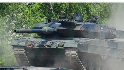 نواب أمريكيون يضغطون على إدارة بايدن لإرسال دبابات إلى أوكرانيا