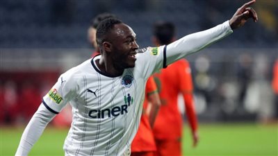 تقارير: الأهلي يعود للمفاوضات مع موليكا وبشكتاش يحدد 4 ملايين يورو