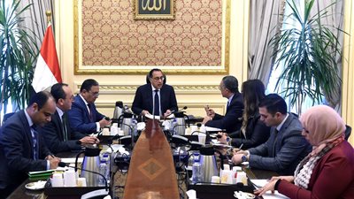 مدبولي يستعرض مع رئيس هيئة الاستثمار تصورات تحسين مناخ الاستثمار في مصر