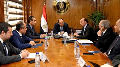 وزير التجارة: الصادرات المصرية حققت نموا رغم التحديات العالمية.. ونستهدف زيادتها