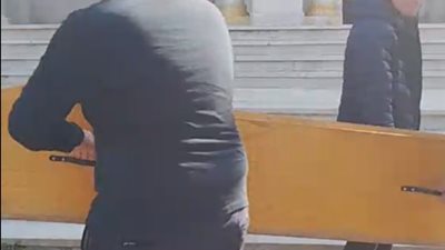 لأداء صلاة الجنازة.. وصول جثمان سامي شرف سكرتير جمال عبد الناصر إلى مسجد أبو المكارم الزغل| بث مباشر 