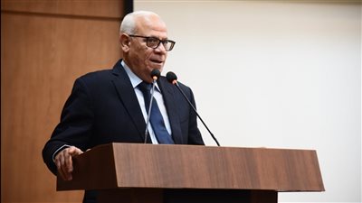 محافظ بورسعيد: عامل النظافة له دور كبير في تحقيق المظهر الحضاري │ صور