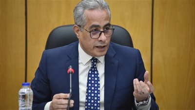 القوى العاملة توضح البيانات المطلوب تحديثها من المصريين العاملين بشركة سعودية