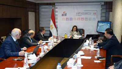 وزيرة التخطيط تتابع تنفيذ مدينة طربول الصناعية لتوفير آلاف فرص العمل