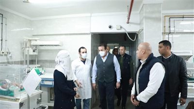 استغلا عطلة الاحتفال بعيد الشرطة.. تفاصيل إحالة مديري مستشفيين بالقليوبية للتحقيق بسبب تغيبهما 