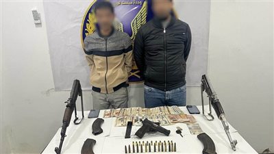 ضبط شخصين لحيازتهما طبنجة وبنادق آلية في المرج