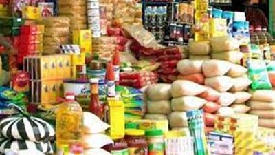 حجبوا الأطنان من المواد الغذائية.. الداخلية تواجه جشع التجار في المحافظات