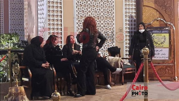 عزاء والد مي فاروق