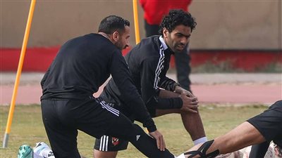 حسين الشحات يبدأ المشاركة في تدريبات الأهلي