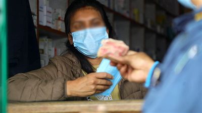 المتهمة الأولى بقضية الدواء الكبرى: بعت علاج السرطان بـ 45 ألف عشان أسدد ديون زوجي المحبوس | تحقيقات