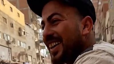 قصة كفاح بائع ذرة بالشرقية: بقالي 12 سنة بسعى على اللقمة الحلال عشان عيالي | بث مباشر