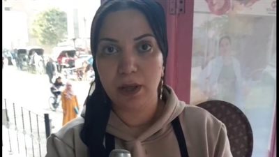 أصحابي كانوا بيقولولي عيب تقفي في الشارع.. قصة كفاح جيهان بائعة سندوتشات بالمنيا| بث مباشر 