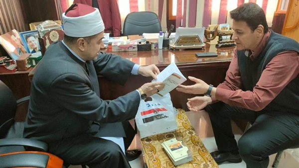 عميد آداب بنها 