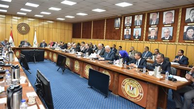 وزير القوى العاملة يستكمل متابعته للمديريات بشأن قاعدة بيانات دمج ذوي الإعاقة في سوق العمل