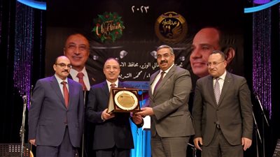 محافظ الإسكندرية: التاريخ لم ولن ينسي تضحيات رجال الشرطة الأوفياء