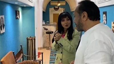 علي الحجار يكشف مفاجآت من حياته الشخصية في عيد زواجه الـ 20