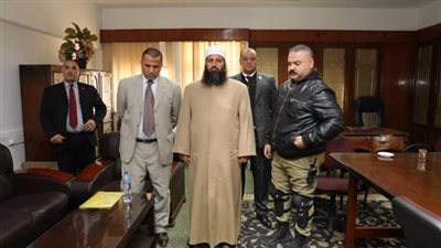 الحكم على المأذون المزيف  ياسر القرشي صاحب واقعة اتجوزوا بسرعة يا شباب| بث مباشر 