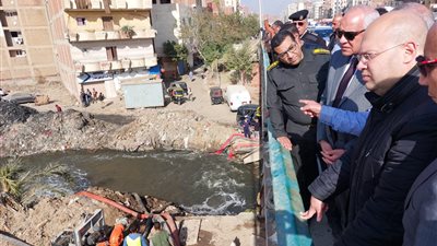 للقضاء على التلوث.. محافظ الجيزة يتفقد أعمال مشروع تحويل مسار مصرف ناهيا