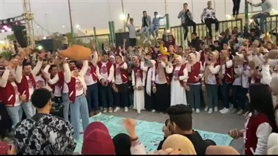 كسروا قُلل.. حفل تخرج مميز لطلاب طب بني سويف وممر شرفي لـ6 أطباء| صور