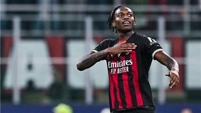 رسميًا.. ميلان يعلن تجديد تعاقده مع رافائيل لياو حتى صيف 2028