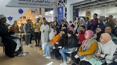 مدير عام جامع الأزهر يستعرض أنشطة مشاركة الجامع في معرض الكتاب