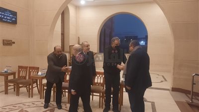 محمد أبو الغار وزياد بهاء الدين يؤديان واجب العزاء في الراحل محمد نور فرحات