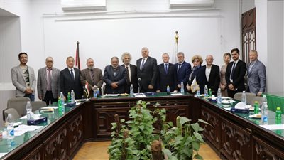 الأطباء تبحث سبل التعاون العلمي مع الاتحاد الأوروآسيوي