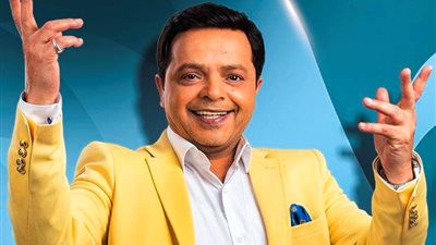 كومبارس صامت مع عمالقة الفن.. كيف بدأ عندليب الدقي مسيرته الفنية وبماذا وصفته إسعاد يونس؟