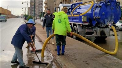 أمطار غزيرة تضرب مدن شمال البحيرة ووقف مراكب الصيد والمعديات