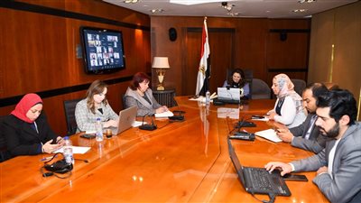 الهجرة تكشف حقيقة فرض جمارك على المصوغات والمجوهرات الشخصية والأجهزة الإلكترونية الشخصية للمصريين بالخارج