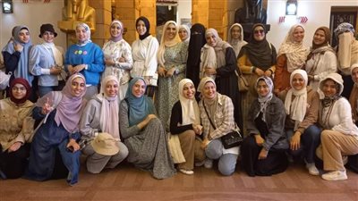 قطار الشباب يتوقف داخل المركز الثقافي الإفريقي بأسوان