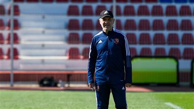 كولر يقرر اصطحاب اللاعبين المتاحين لرحلة جنوب إفريقيا