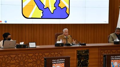 محافظ جنوب سيناء يناقش استعدادات الاحتفال بالعيد القومي ويوجه بترشيد النفقات 