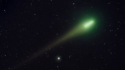  المذنب 3I أطلس يمر فجرا في سماء الوطن العربي