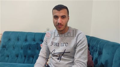 تجارة مع الله.. مدرس بالمنوفية يعلن مجانية الدروس لحملة القرآن الكريم| فيديو