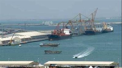 تداول 15 ألف طن بضائع عامة ومتنوعة بموانئ البحر الأحمر