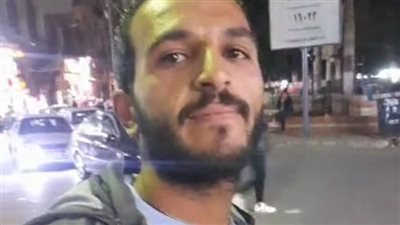 حوّل دراجته لكافيه متحرك.. شاب بالمنيا يكافح البطالة: ببيع خبز الصبح وقهوة بالليل علشان أساعد أهلي | بث مباشر