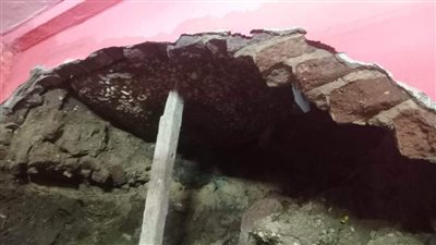 انهيار جزئي بمنزل في منطقة غرب البلد بأسيوط