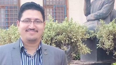 د. أحمد فؤاد يكتب: ملامح المشروع الشعري عند صلاح جاهين 