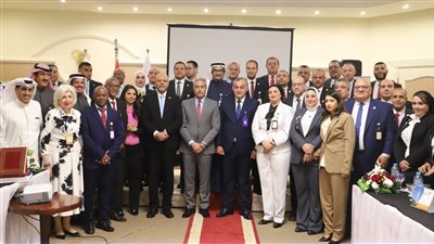 أبرزهم وزير القوى العاملة.. العمال العرب يكرم قادة العمل العربي 