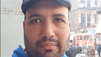 شهود عيان على حريق عقار سكني ببورسعيد: أحد الملاك أحرقه | فيديو 