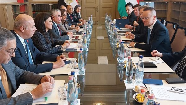 المجر تستجيب لطلب