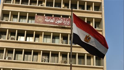 القوى العاملة توضح مزايا التقديم على 44 فرصة عمل للشباب بالإسكندرية