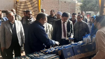 السكرتير المساعد بأسيوط يفتتح معرض أهلًا رمضان بمركز أبنوب لتوفير السلع بأسعار مخفضة