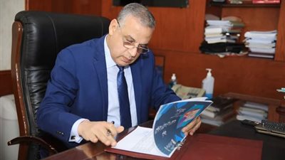 محافظ سوهاج يعتمد نتيجة الشهادة الإعدادية بنسبة نجاح 81 %| صور