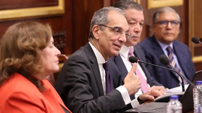 وزير الاتصالات: حريصون على تمكين المصريين بالخارج من الحصول على الخدمات الحكومية بشكل ميسر