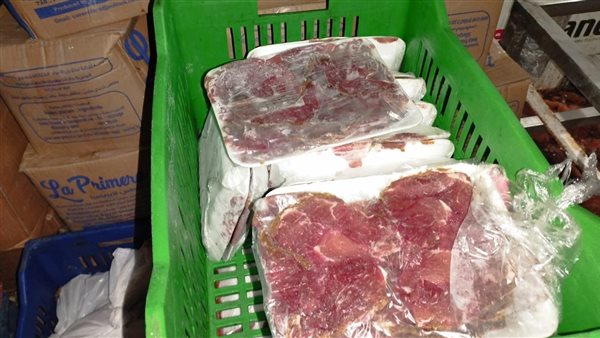 لحوم غير صالحة للاستهلاك