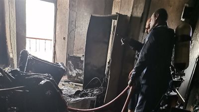 بسبب ماس كهربائي.. تفحم شقة سكنية بالشرقية ونجاة أصحابها